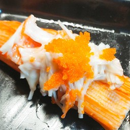 ซูชิข้าวปั้นปูอัดสลัดปูอัด