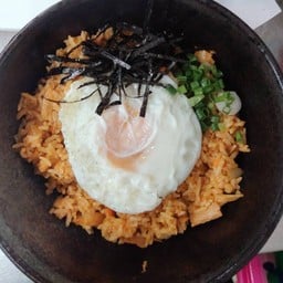ข้าวผัดเบค่อนกิมจิ