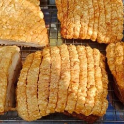 หมูกรอบ 3 ขีด