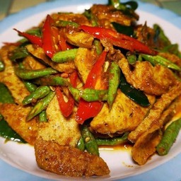 พริกแกง หมูยอ
