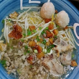ก๋วยเตี๋ยวน้ำใส