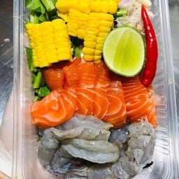 ยำกุ้ง + แซลมอน