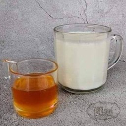 นมสดน้ำผึ้งป่าร้อน