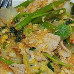 สุกี้แห้งไก่