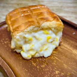 ไส้ซอสเนยข้าวโพด