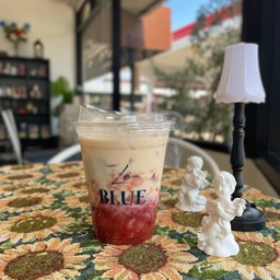 Strawberry Oat Milk