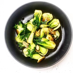 ผัดผักกวางตุ้ง