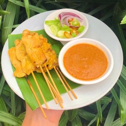 หมูสะเต๊ะน้ำจิ้มรสเด็ด (ชุดใหญ่20ไม้)