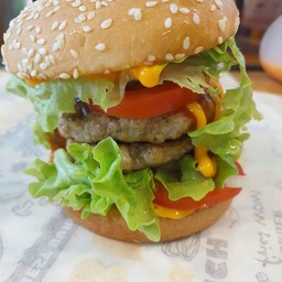 เบอร์เกอร์ดับเบิลหมู