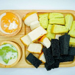 ขนมปัง 3 สหายสังขยาใบเตย