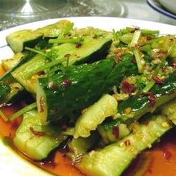 ยำแตงกวา