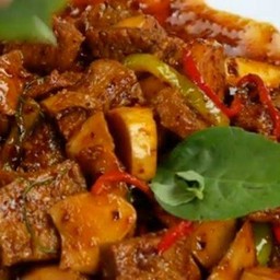 ผัดพริกเผาเจ