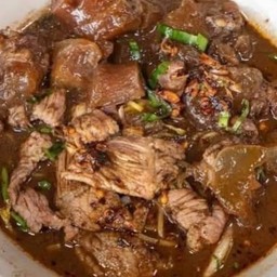 ห่อหมกเเม่บุญพา เจ้าเก่า 40 ปี (อยู่ระหว่างซ.เรวดี 58-60)