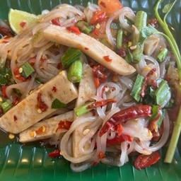 ตำเส้นเล็กหมูยอ (ปลาร้า)