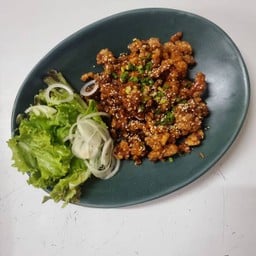 หมูทอดเหล้าแดง