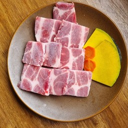 สันคอหมู