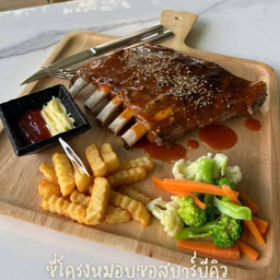 ซี่โครงหมูอบซอสบาร์บีคิว