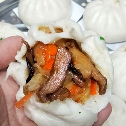 ซาลาเปาเจ ไส้ผักทรงเครื่อง