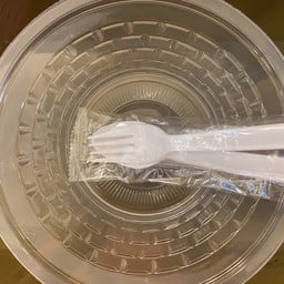 ชามพลาสติก+ช้อนส้อม