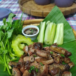 ไส้ย่างติดดาว คอหมูย่าง ลิ้นย่าง