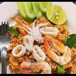 ข้าวผัดต้มยำทะเล การันตีความนัวจ้า
