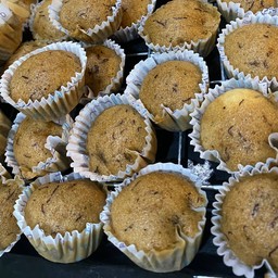 เค้กกล้วยหอมมินิ 1 ถุง 10 ชิ้น