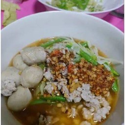 ก๋วยเตี๋ยวหมูต้มยำธรรมดา