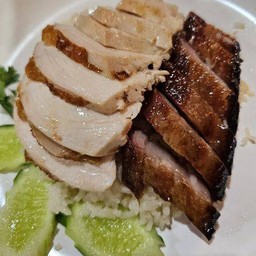 ข้าวไก่ย่างหมูแดง                    CR+MDR