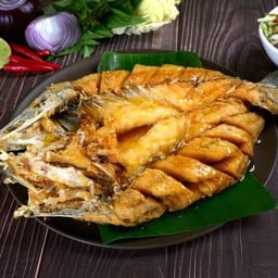 ปลากระพงทอดน้ำปลา