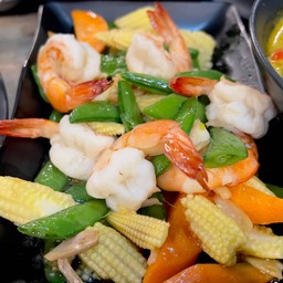 ผัดผักรวม กุ้ง