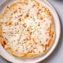 Pizza ชีส แป้งกรอบ