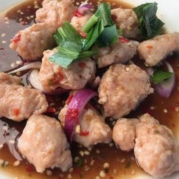ยำหมูเด้ง