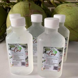 น้ำมะพร้าวน้ำหอมแท้ 100% 5 ขวด