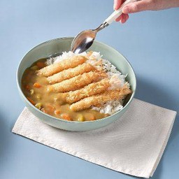 ข้าวแกงกะหรี่กุ้งเทมปุระ