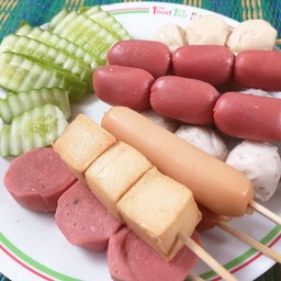 ย่าเล็ก ลูกชิ้นทอด/ย่าง&บาร์บีคิวย่าง