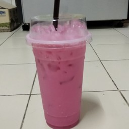 นมชมพูเย็น