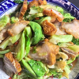 แขนงหมูกรอบ