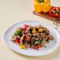 หมูผัดพริกไทยดำพริกหวาน จานใหญ่