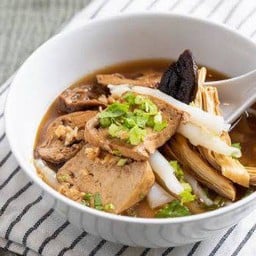 ก๋วยจั๊บ