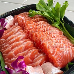 แซลม่อนซาซิมิ หนึ่งกิโลกรัม