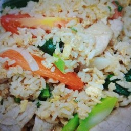 ข้าวผัดหมู