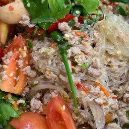 ยำวุ้นเส้นหมูสับ