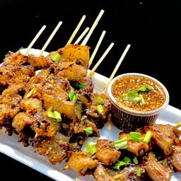 ลาบหมูสามชั้นย่าง (น้ำจิ้มแจ่ว)