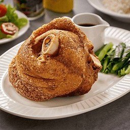 ขาหมูเยอรมัน