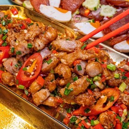 หมูสามชั้นคั่วพริกเกลือ