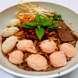 ก๋วยเตี๋ยวเรือ ^หมูเด้ง^ น้ำตก