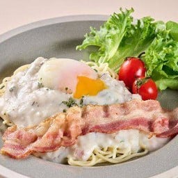 สปาเก็ตตี้คาโบนาร่าไข่เบค่อน