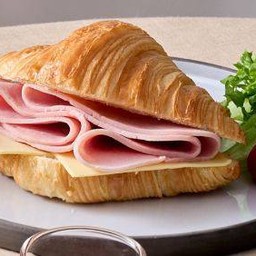 ครัวซองต์ แฮมชีส