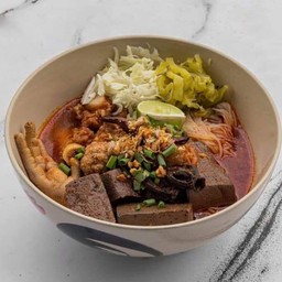 ขนมจีนน้ำเงี้ยว