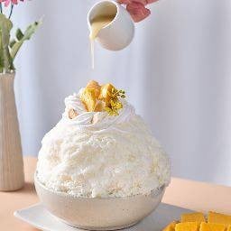 Bingsu ข้าวเหนียวมะม่วง